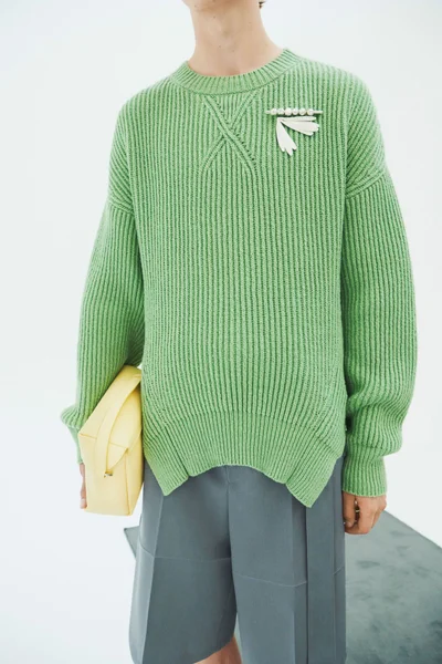 Look 15
